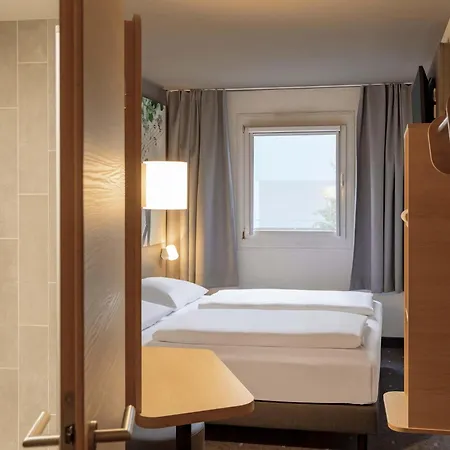ibis budget Giessen Linden-2