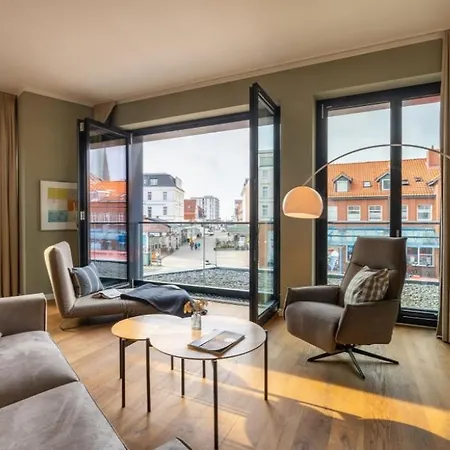 Sparkassengebäude Wohnung 2-3