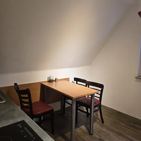 24-7 Stadthotel Stuttgart-2
