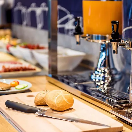 ibis budget Aachen City-3