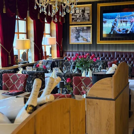 Riverdam Boutique Hotel-2