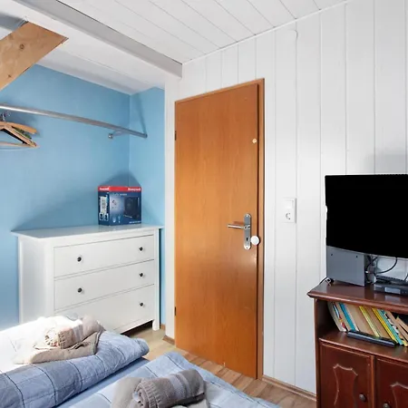 Nette Hütte-2