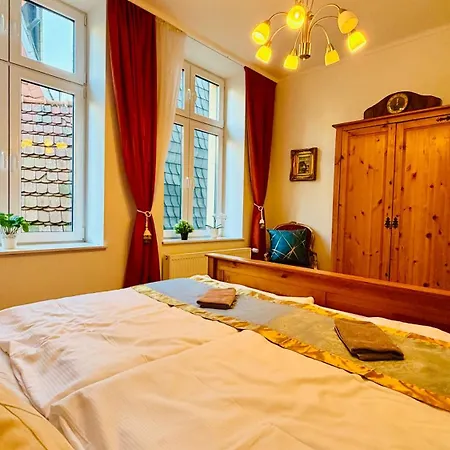Pension am Dom, Historische Apartments, Superzentral, 7min zum Schloss-3