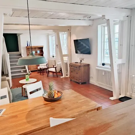 Brasseriehof Historisches Fachwerkhaus in Flensburg 115 m2 Innenhof Parkplatz-3