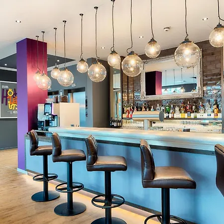 Premier Inn Wiesbaden City Centre-2