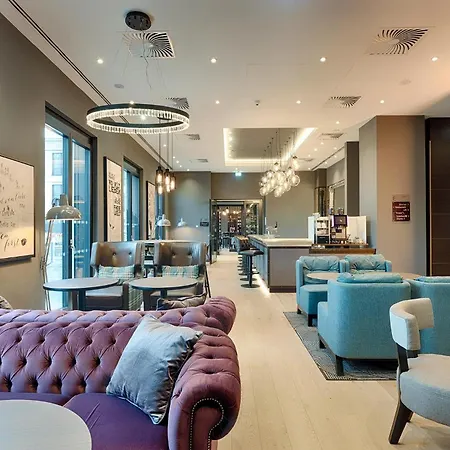 Premier Inn Regensburg City Centre-2