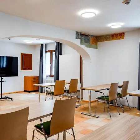 Premier Inn München Airport Süd-3
