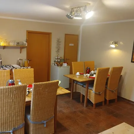 Hotel am Weinbergschloss-2