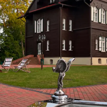 Hotel Garni Jagdschloss Waldsee mit Frühstücksbuffet&Schlossküche für Selbstversorger-2