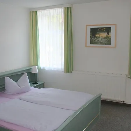 Hotel Gasthaus Zur Eiche-3