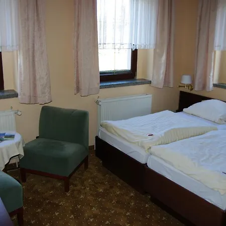 Landhotel Goldener Löwe mit Pension Am Taurastein-3