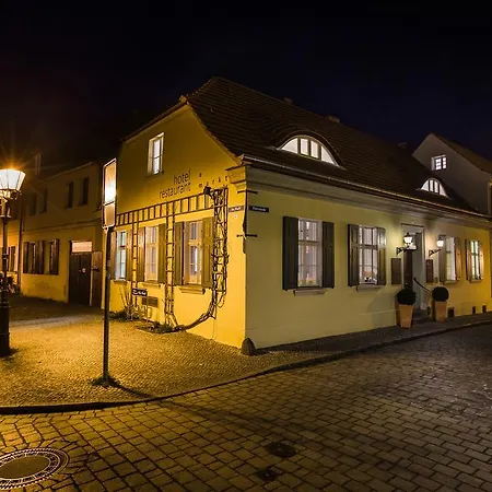 Hotel Am Markt-3