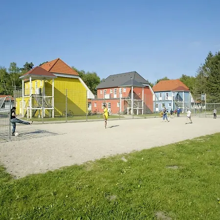 DJH Jugendherberge Born-Ibenhorst-2