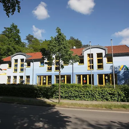 DJH Jugendherberge Waren - Müritz-3
