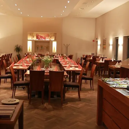 Hotel-Restaurant Entrada-2