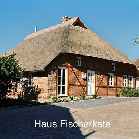 Alte Fischerkate und Möwennest-2