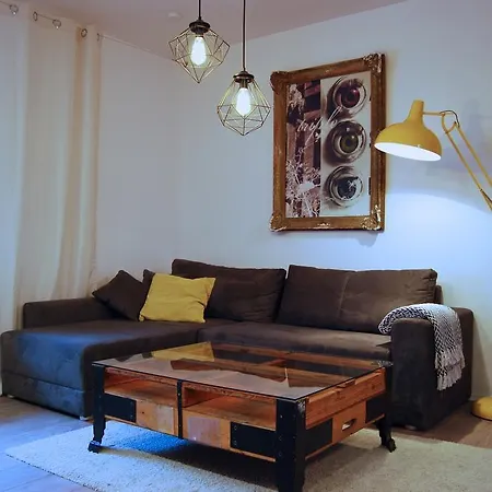 Jordan Suite Executive Furnished Apartment-3