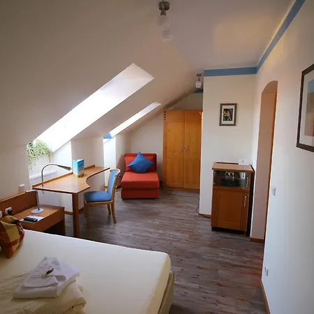 Hotel Zur Linde-2