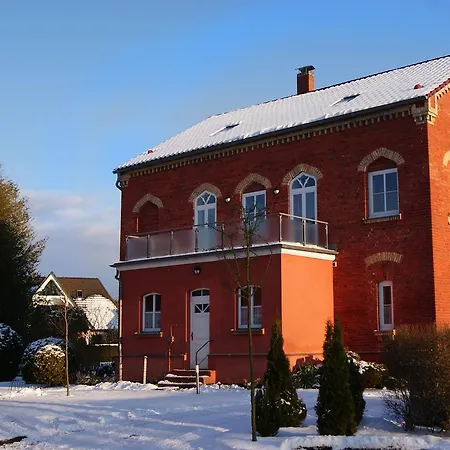 Deluxe Apartments der Alten Apotheke Prerow-3