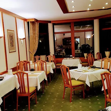 Hotel Garni Reulein-3