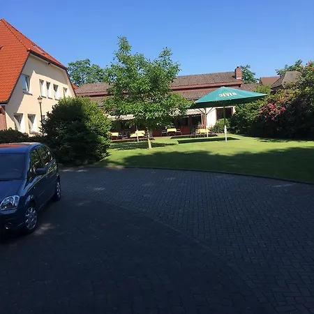 Hotel Neuenburger Hof-3
