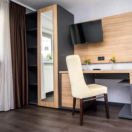 Hotel am See-2