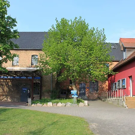 Basiskulturfabrik Öko-Hotel-3