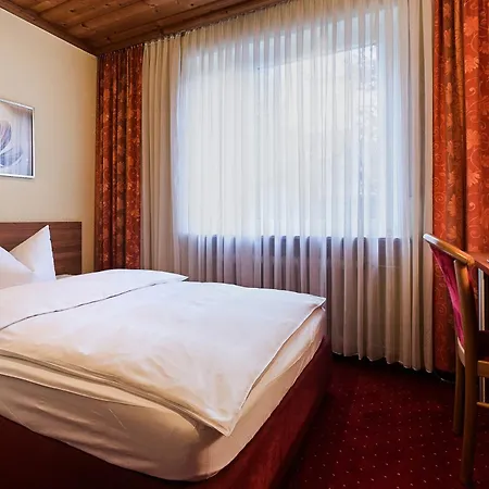 Hotel Nürnberger Trichter-2