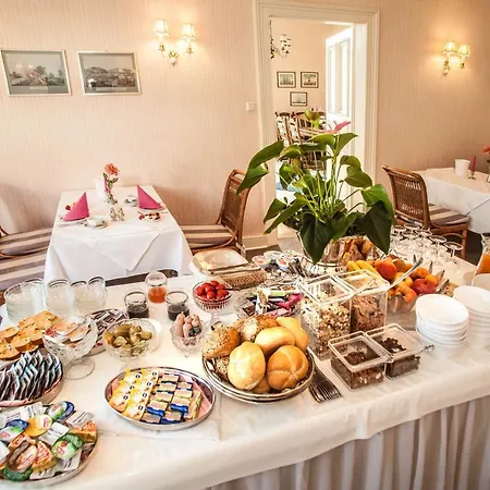 Hotel Rosenau-3