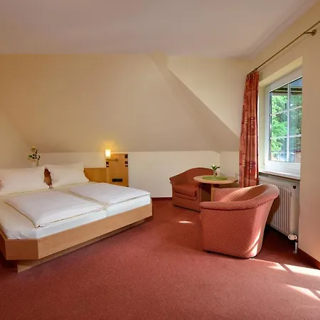 Hotel Neugebauer Am Rheinsteig-2
