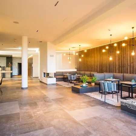 Aparthotel Waterkant Suites-3