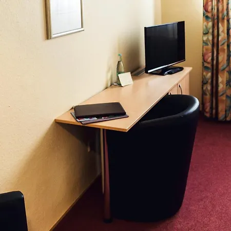Arens Hotel 327Mnn-3
