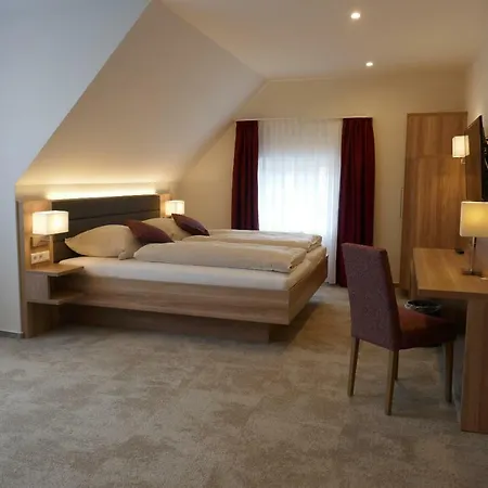 Hotel Van Lendt Garni-2