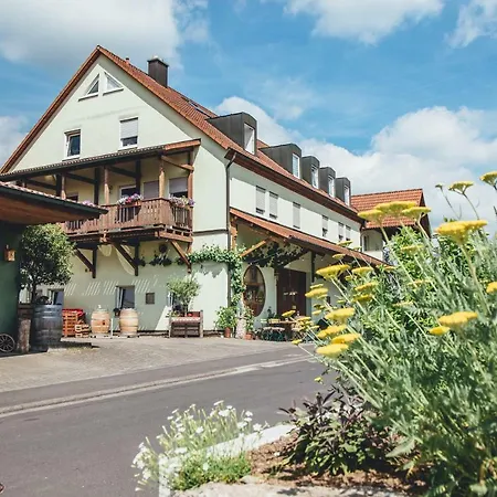 Weingut Leininger Ferienwohnungen-2