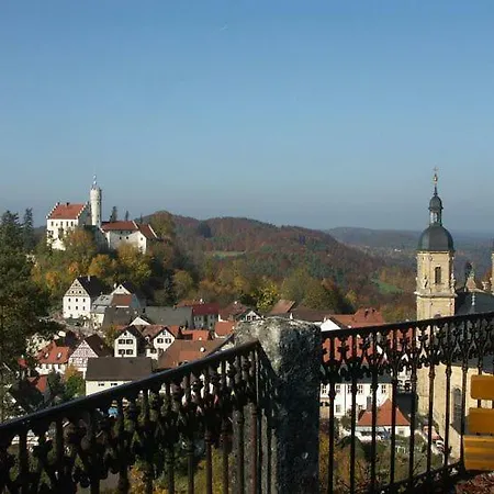 Die Kleine Pension-3