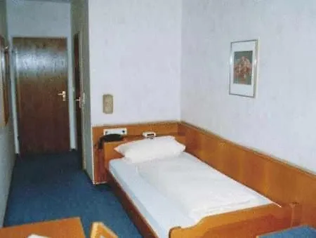 Hotel Ludwigstal-3