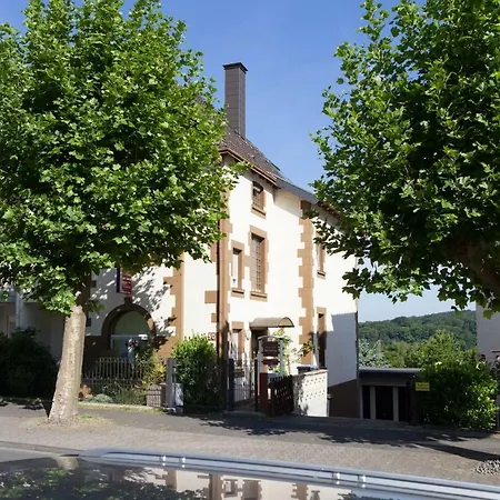 Monteur Apartment Charlotte-3