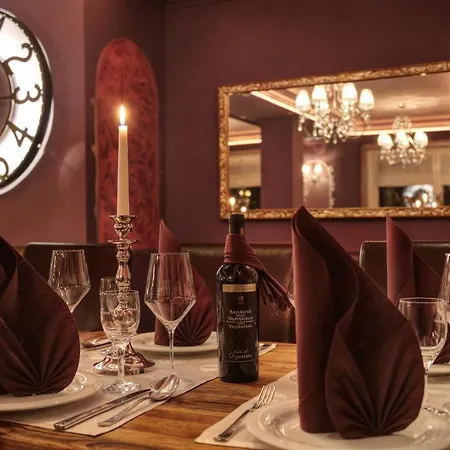 Noel Hotel-Restaurant-3