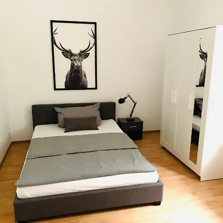 Danilos Boardinghouse-3