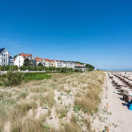 Strandhotel Moewe-2