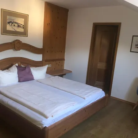 Hotel Das Waldkoenig-3