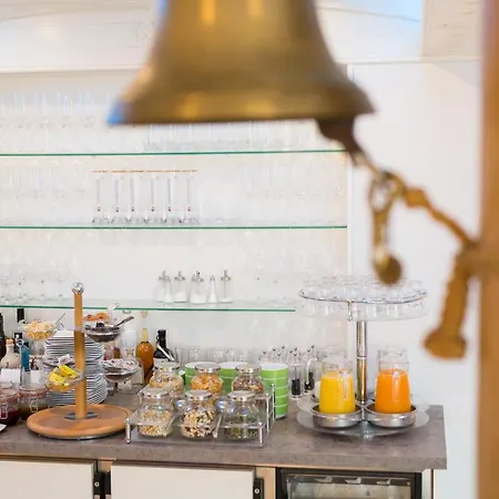 Frühstückshotel Seemannsbraut Amrum-3