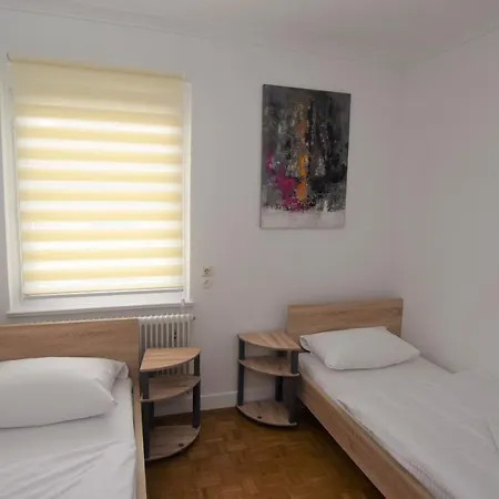 Nuertingen Zimmer Mit Gemeinschaftsraeumen-3