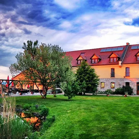 Hotel und Restaurant Rittergut Kreipitzsch-2