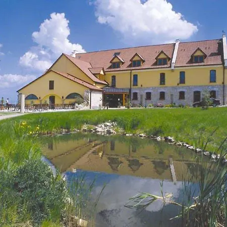 Hotel und Restaurant Rittergut Kreipitzsch-3