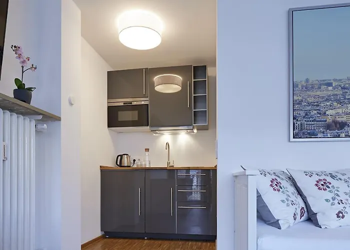 Nonstop Hotel Augsburg - Uebernacht - Hostelhotelhome -
