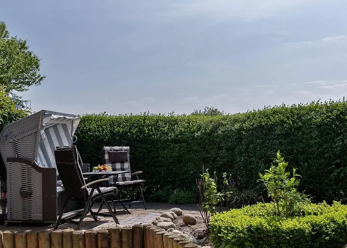 Haus-Blum-Schoene-Ferienwohnung-In-Absolut-Ruhiger-Lage-In-Westerland