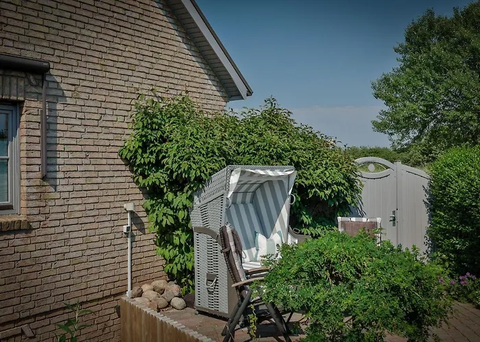 Haus-Blum-Schoene-Ferienwohnung-In-Absolut-Ruhiger-Lage-In-Westerland