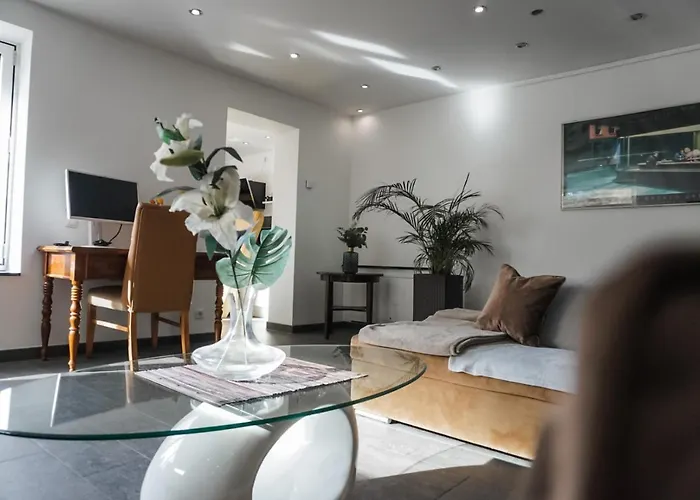 Neu gebautes Apartment mit Sonnenterasse in der Nähe vom Siebengebirge&Bonn