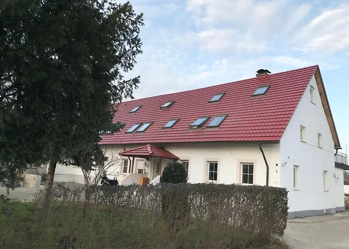 Gemuetliche 2 Zimmer Fewo Parkplatz Wlan